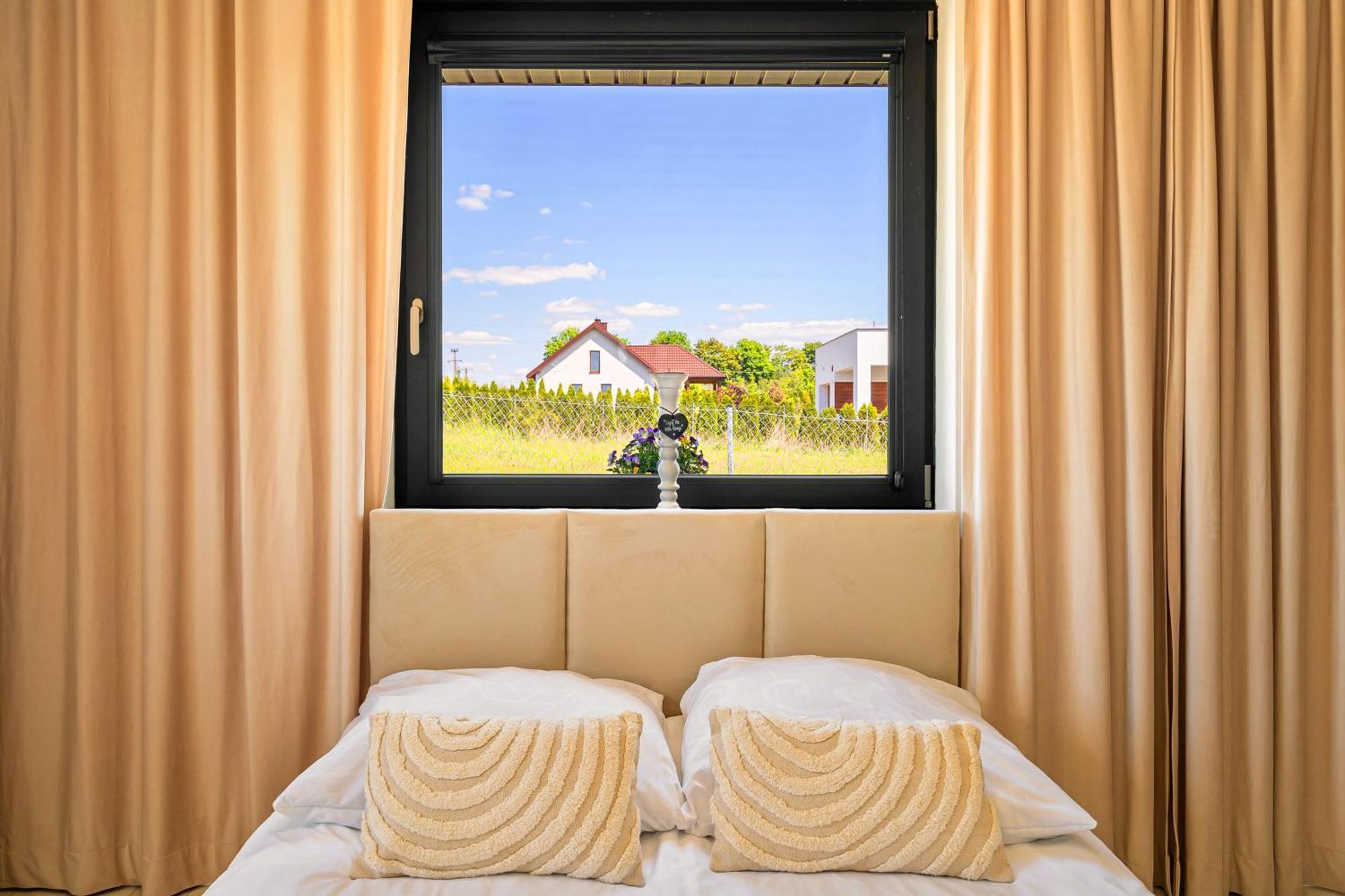 Chojno 31- Dom Wypoczynkowy Przy Jeziorze Z Jacuzzi Chrostkowo Exteriör bild